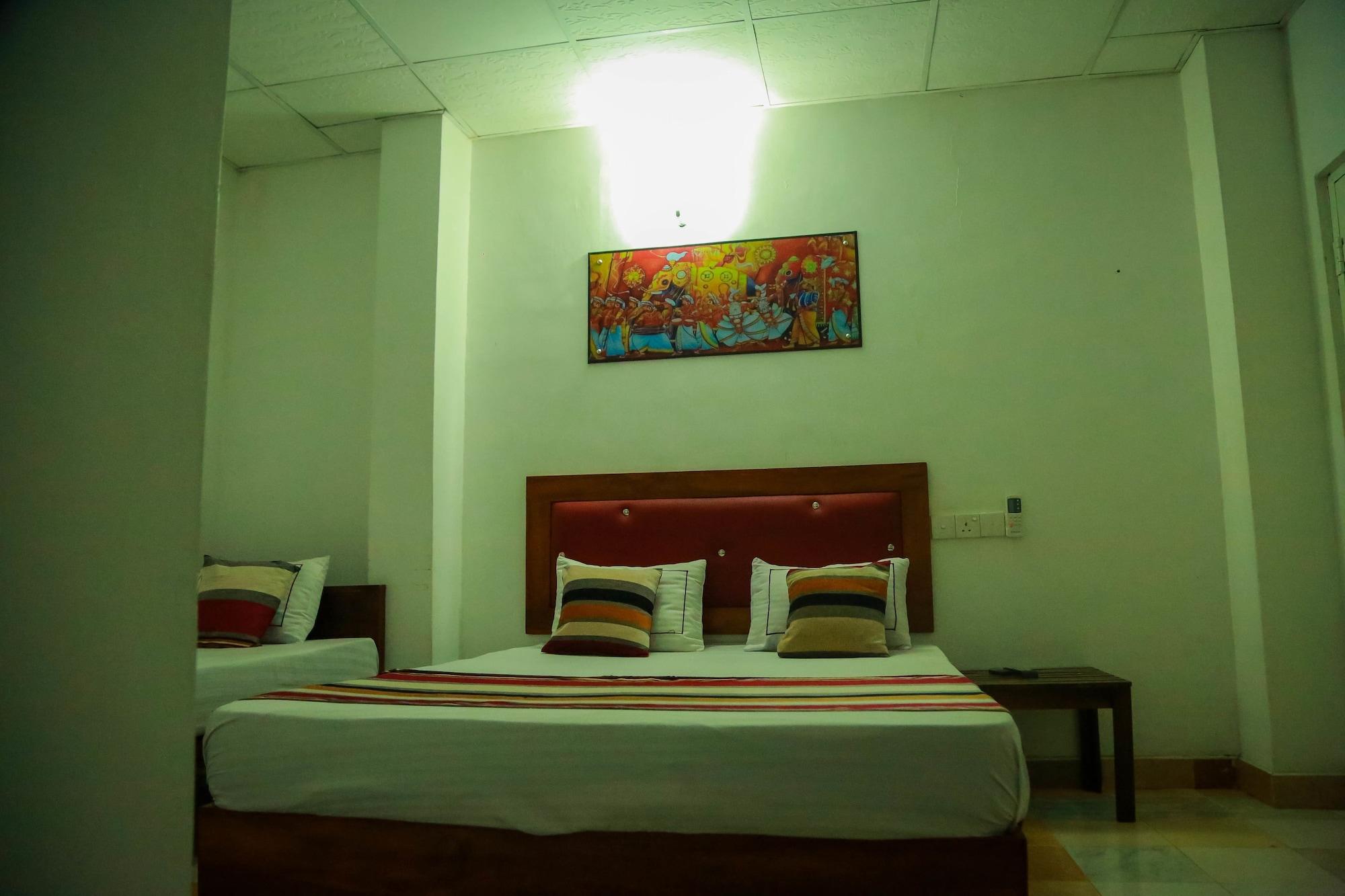 Hotel Moonstone Anuradhapura Dış mekan fotoğraf