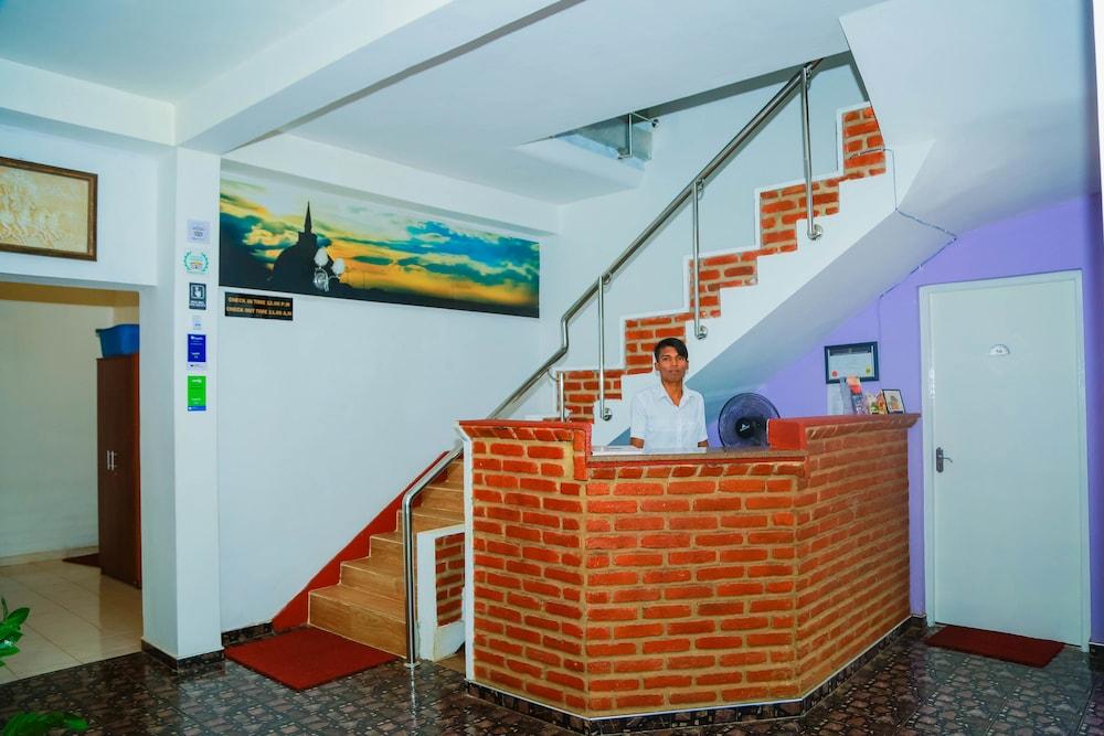 Hotel Moonstone Anuradhapura Dış mekan fotoğraf