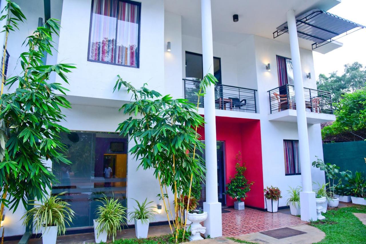 Hotel Moonstone Anuradhapura Dış mekan fotoğraf