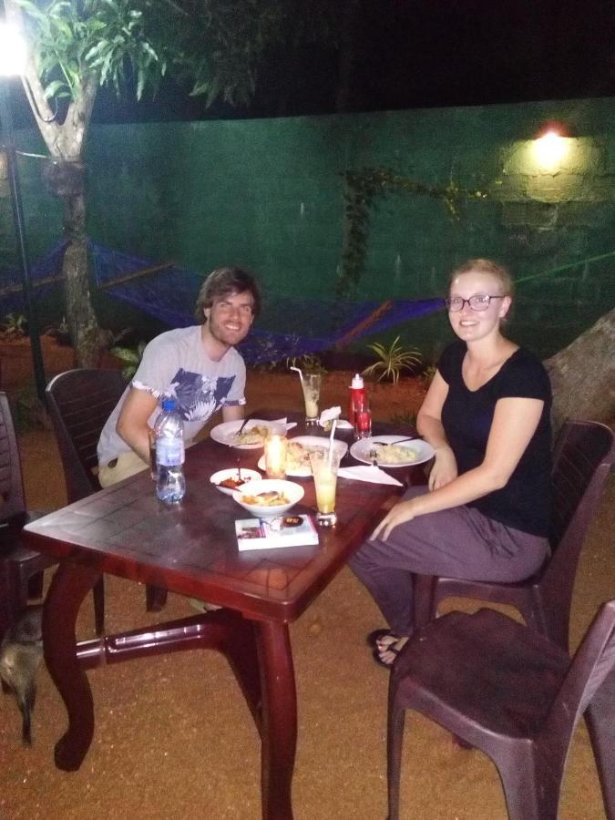 Hotel Moonstone Anuradhapura Dış mekan fotoğraf