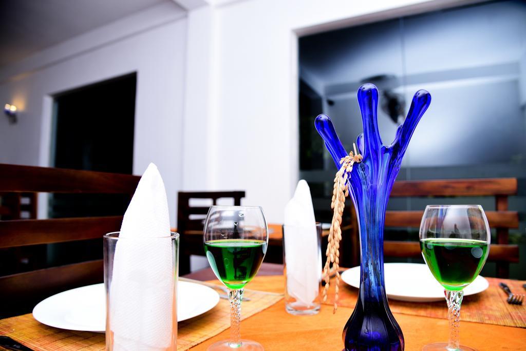 Hotel Moonstone Anuradhapura Dış mekan fotoğraf
