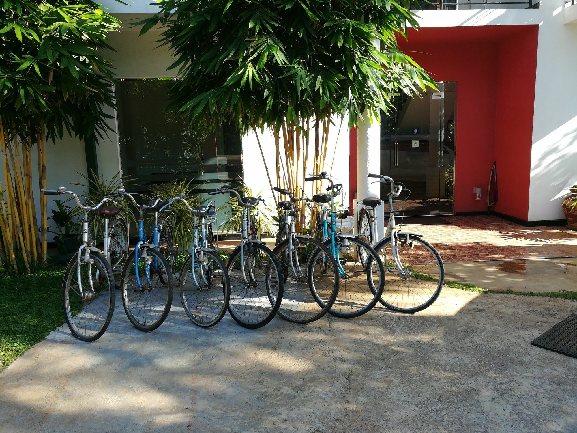Hotel Moonstone Anuradhapura Dış mekan fotoğraf