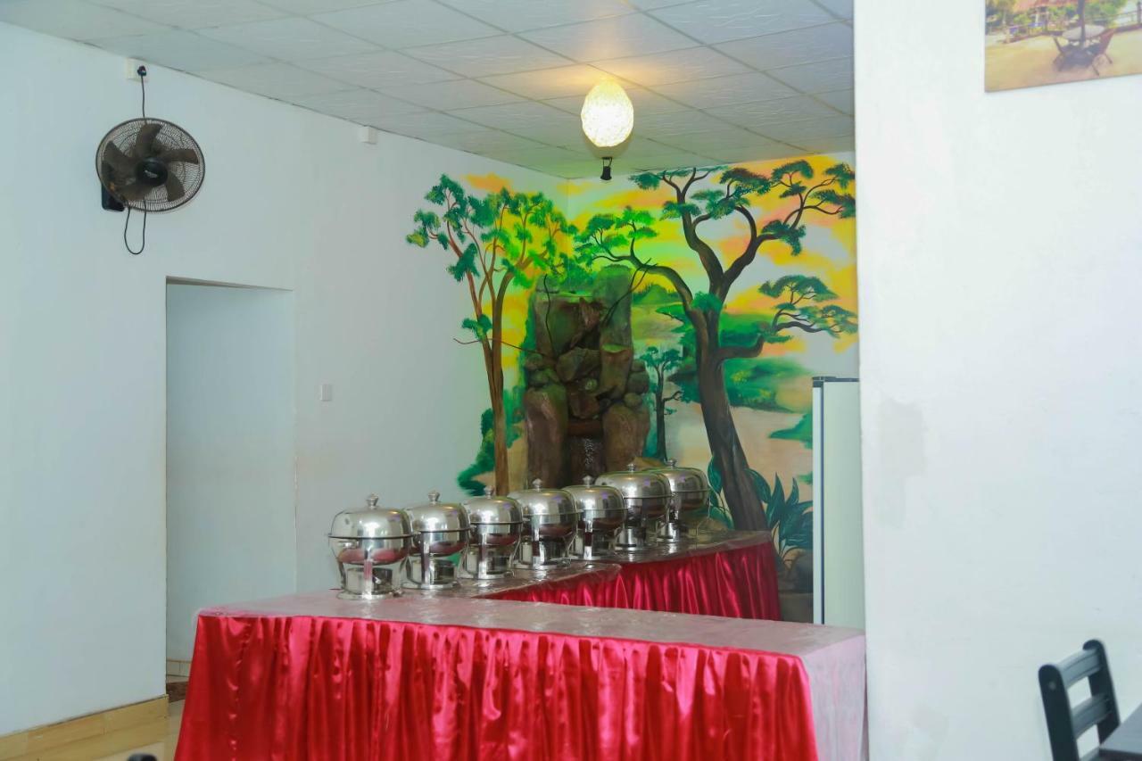 Hotel Moonstone Anuradhapura Dış mekan fotoğraf